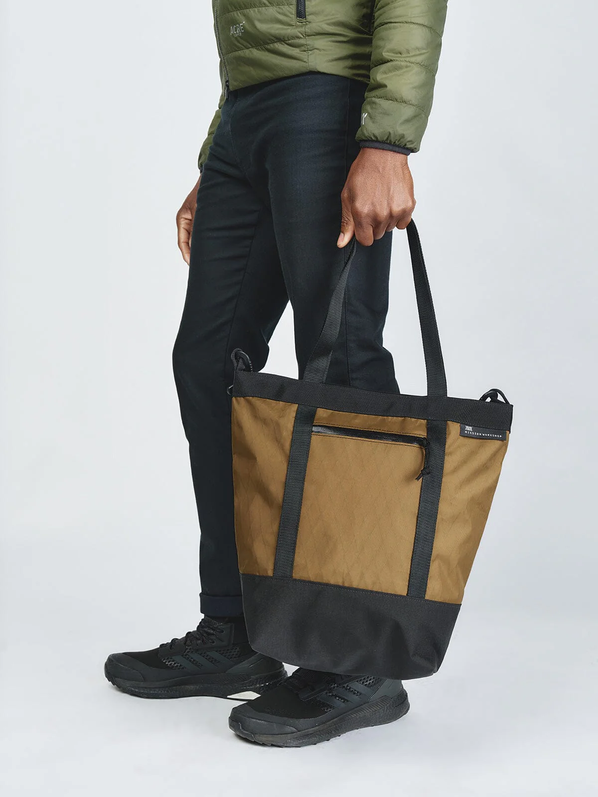 Helix 10L Tote - Image 6
